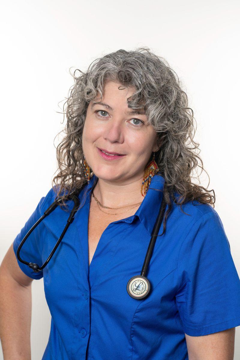 Dr. Giselle Lefebvre